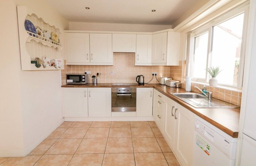 Culmore House | CONEYVILLE, pet friendly, with open fire in Culmore, Londonderry