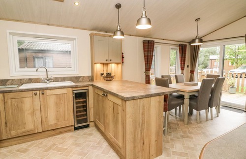 South Lakeland Leisure Village Cottage | Coniston View 9