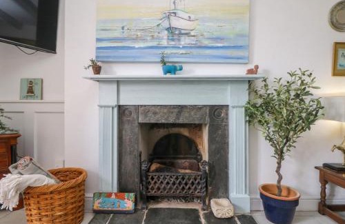 Saint Erth Praze House | Connie's Cottage