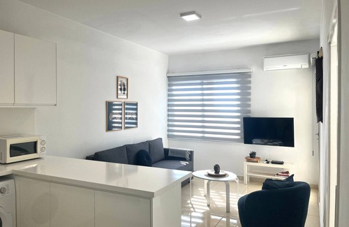 Paphos Apartment | Constantinos Seaview Residence