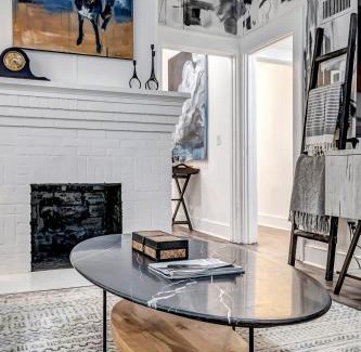 Urban Core Apartment | Contemporary Apartment - 5 Min To TIAA Bank Field!
