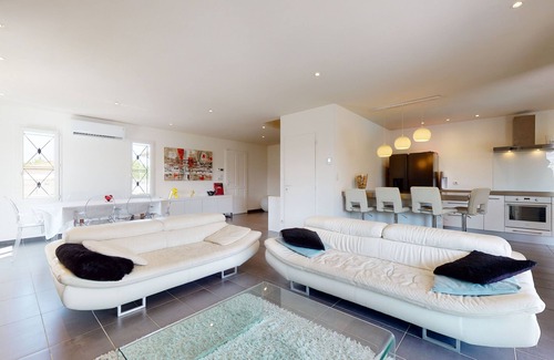 Ternay Villa | Contemporary villa with heated pool 13' from Lyon