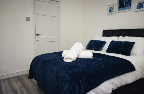 Norwich House | Contractor & Family friendly FREE Parking Central