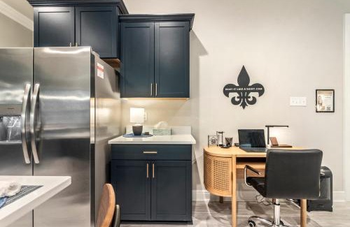 Lake Charles House | Contractor Friendly 3 Kings Pet Welcome