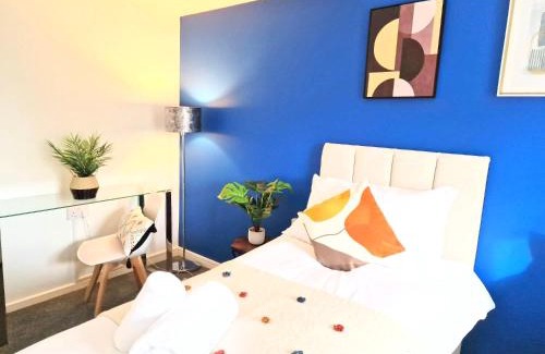 Stevenage Apartment | Contractors 1 Bed Central Serviced Accommodation with Balcony in Stevenage Free WIFI by White Orchid Property Relocation Welcome Contractors Business Travellers Families