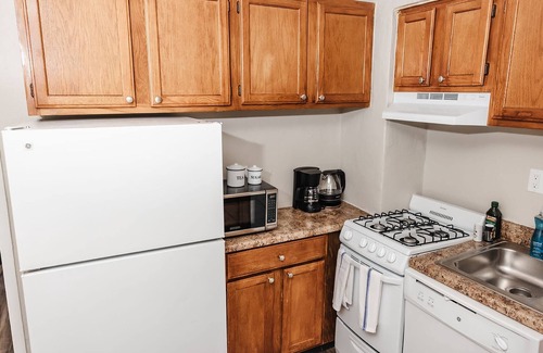 St. Louis Apartment | Convenient Apt W/shopping, Dining & Freeways