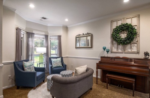 Woods Of Brushy Creek House | Convenient, comfortable suburban home backing up to walking trail