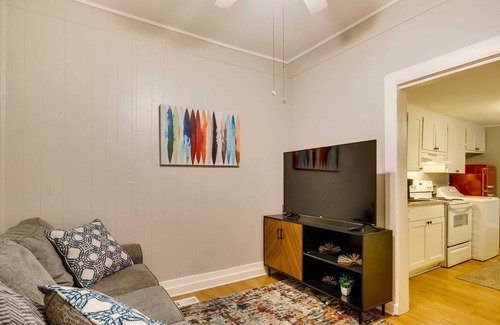 Capital View Apartment | Convenient Little Rock Rental w/ Shared Yard!