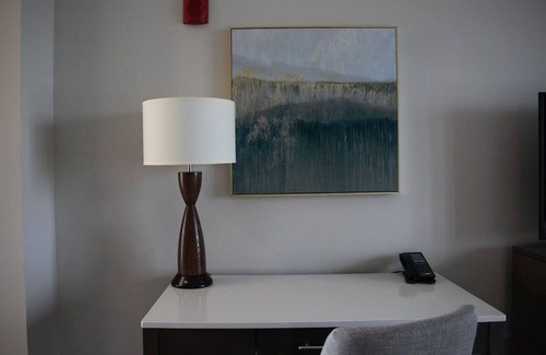 Winters House | Convenient Stay in California! Pets Allowed, Parking, Near Northwest Park