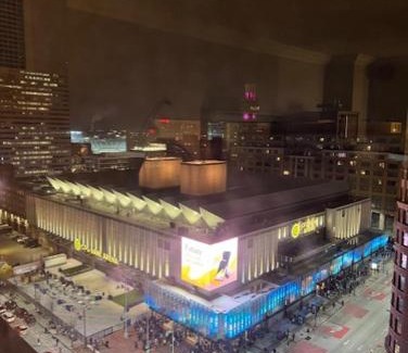 Downtown Baltimore Apartment | Convention center apartments free indoor parking