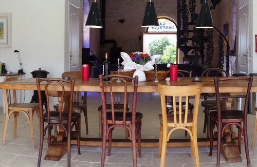 Loubezs-Bernac House | Converted Chapel With A Private Heated Pool