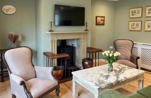 Stewartstown House | Converted Victorian Coach House with Hot Tub
