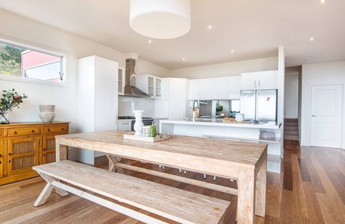 McCrae House | Cook's Lookout McCrae