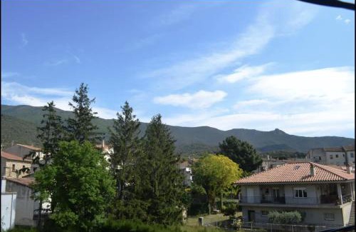 Macanet de Cabrenys Apartment | Cool Breeze Apartment