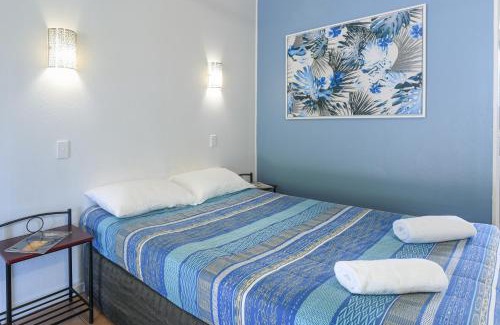 West Mackay Hotel | Cool Palms Motel