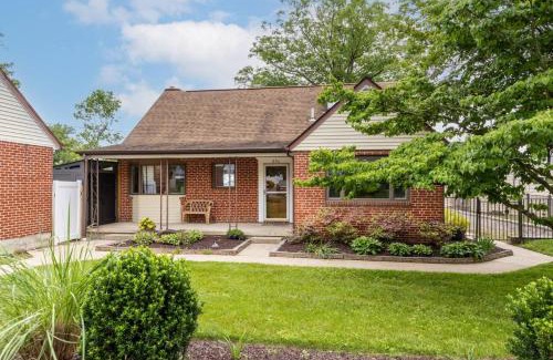 Arnold House | Cool Spring Suite