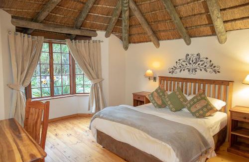 Buffalo Hills Game Reserve Apartment | Coral Tree Cottages