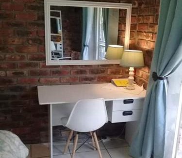 Worcester House | Coral Tree Guest Rooms