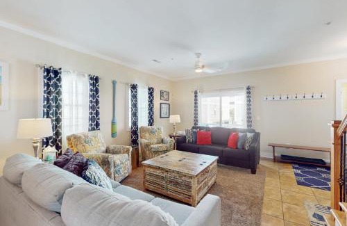 Myrtle Beach House | Corals and Oars