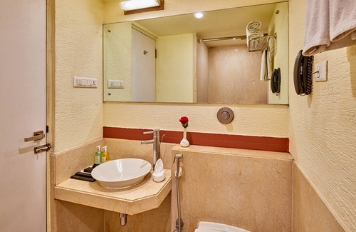 Bengaluru Hotel | Coraltree By Goldfinch Hotels Bangalore