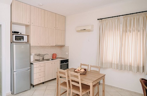 Vrahati House | Corinthian Village