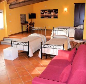 Trezzano sul Naviglio House | Corte Certosina