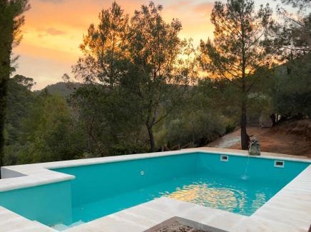 Sorihuela del Guadalimar Cabin | Cortijo el Nolo