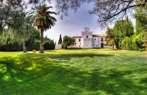 Torre de la Reina Hotel | Cortijo Torre De La Reina