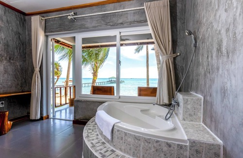 Ham Ninh Hotel | Cosian Bay Phu Quoc Resort