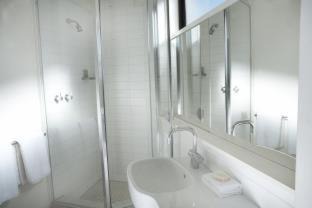 St Kilda Hotel | Cosmopolitan Hotel and Apartments