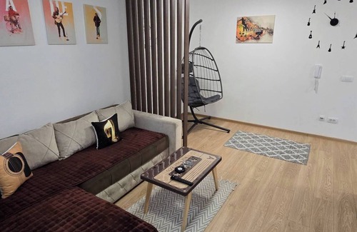 Jagodina Apartment | Cosy 1-bedroom apartment in Jagodina with WiFi, AC, 2 TV and a large living room