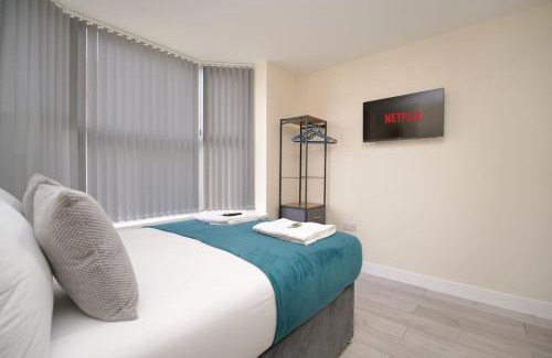 Coventry Apartment | Cosy 1Bed Flat with Garden, Parking & Free Netflix