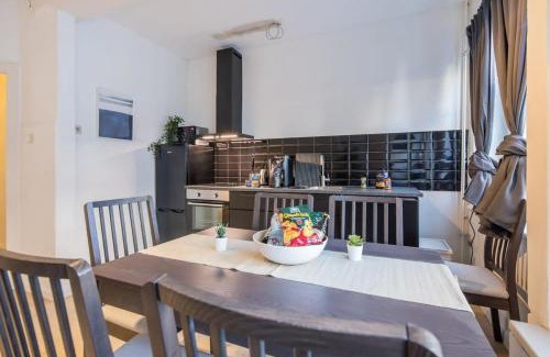 Barmbek-Nord Apartment | Cosy 2-room Apartment in urban location