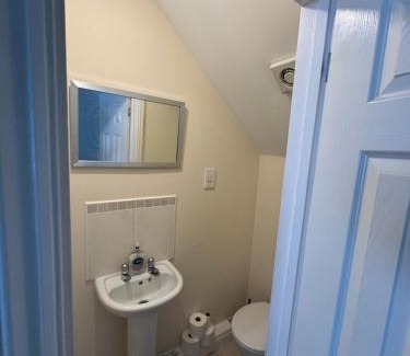 Emersons Green House | Cosy and spacious room near town centre