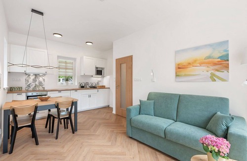 Hrensko Apartment | Cosy apartment for 4 people with WIFI, TV, patio, pets allowed and parking