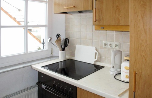 Ostvorpommern Apartment | Cosy apartment for 4 guests with TV, balcony and pets allowed