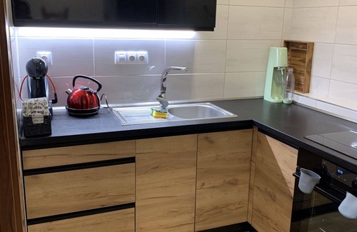 Zupanovice Apartment | Cosy apartment for 5 guests with WIFI, pool, TV, patio and pets allowed