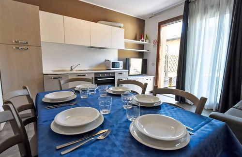 Monasterolo del Castello Apartment | Cosy apartment for 6 people with A/C, pool, WIFI, TV and terrace