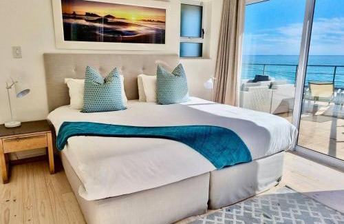 Clifton House | Cosy Beach Bungalow On Clifton