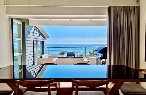 Clifton House | Cosy Beach Bungalow On Clifton