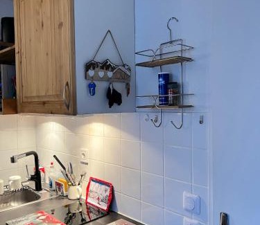 Les Deux Alpes Apartment | Cosy central Studio with a view, balcony 20m2 4ppl