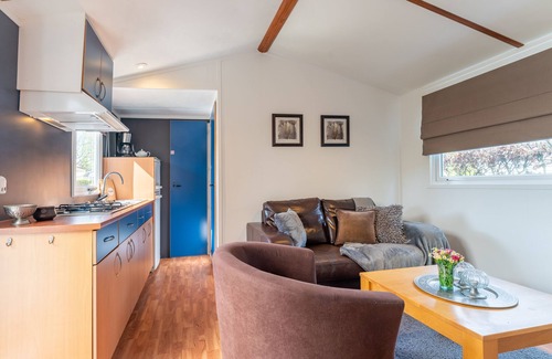 Hulshorst House | Cosy chalet with gas fireplace on the Veluwe