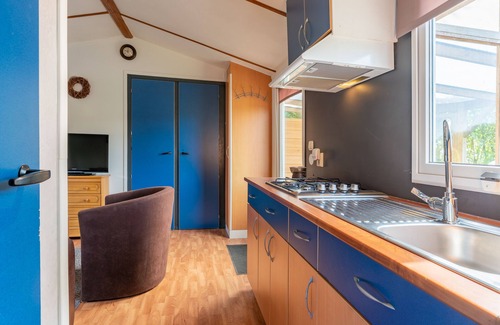 Hulshorst House | Cosy chalet with gas fireplace on the Veluwe