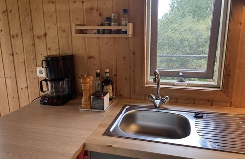 Skorradalshreppur Cottage | Cosy cottage close to natural pearls with hot tub – stars and northern lights!
