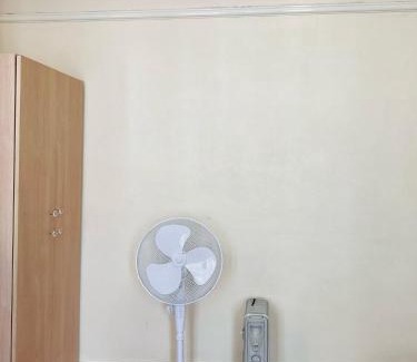 Marlborough House | Cosy Double Room in Harrow & Wealdstone - Desk,Fast Free Wi-Fi,Near Station - 15 mins by train to Wembley Central & Euston