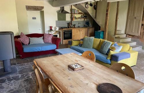 Montreal House | Cosy gite in medieval village