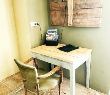 Montreal House | Cosy gite in medieval village