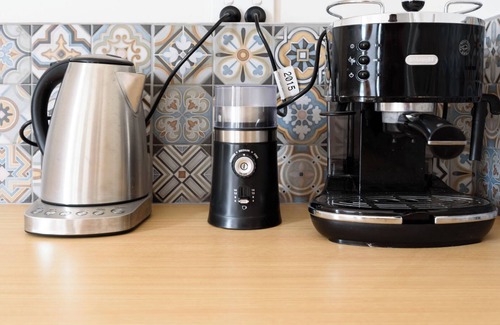 Invermay House | Cosy Goderich Retreat