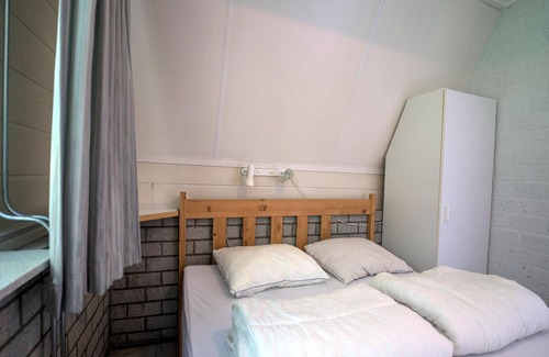 Eerbeek House | Cosy holiday home in Eerbeek with balcony/terrace