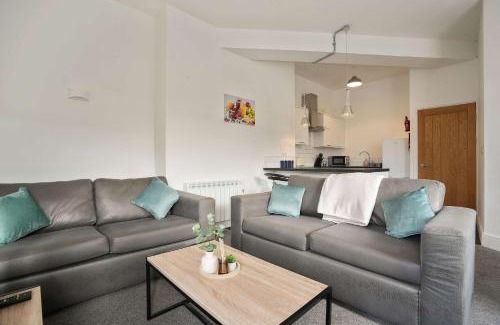 Hull Apartment | Cosy home in Hull Centre Flat 2